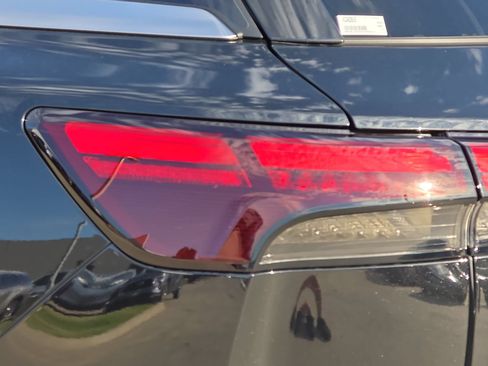New 2027 INFINITI QX60 Luxe w/ Cargo Package AWD/4WD image 33