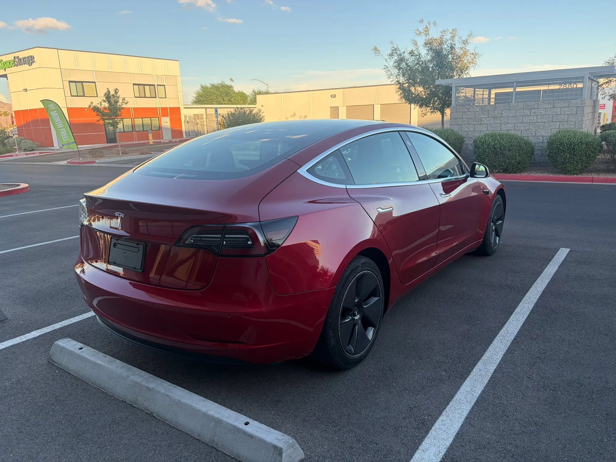 Used 2019 Tesla Model 3 Standard Range Plus RWD image 4