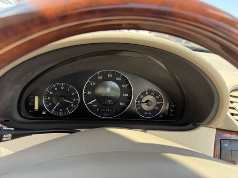 Used 2007 Mercedes-Benz CLK 350 Cabriolet image 29