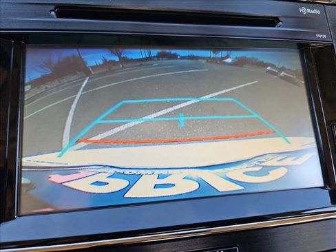 Used 2016 Toyota Avalon XLE Premium FWD image 14