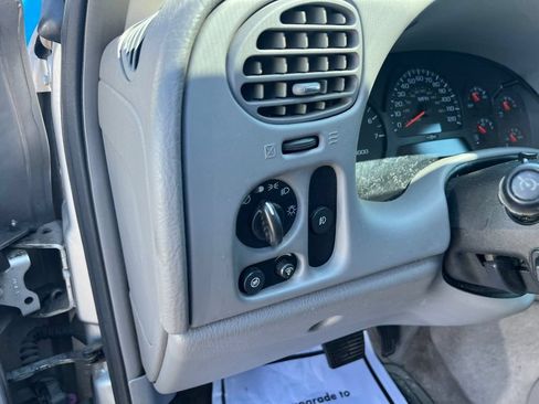 Used 2005 Chevrolet TrailBlazer LT AWD/4WD image 14