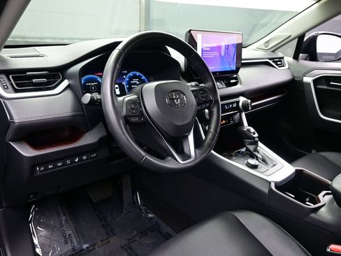Used 2024 Toyota RAV4 Limited w/ Advanced Technology Package AWD/4WD image 13