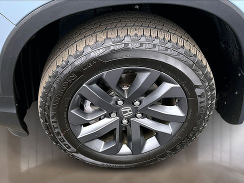 Used 2025 Honda Ridgeline Sport image 35