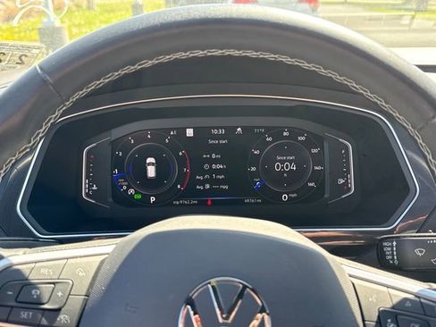 Used 2023 Volkswagen Tiguan SEL R-Line AWD/4WD image 26