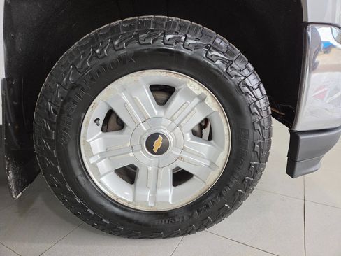 Used 2018 Chevrolet Silverado 1500 LTZ w/ LPO, Black Pack image 11