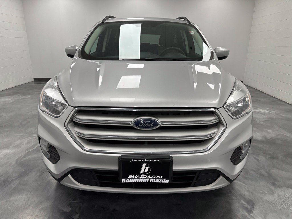 Used 2018 Ford Escape SE AWD/4WD image 2