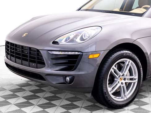 Used 2015 Porsche Macan S image 35