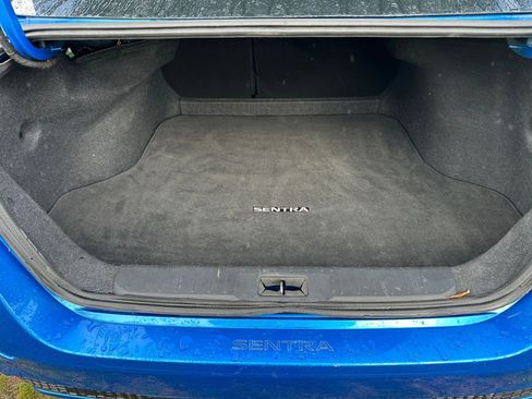 Used 2020 Nissan Sentra SV image 8