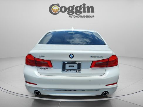 Used 2020 BMW 530i xDrive w/ Premium Package AWD/4WD image 4