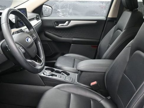 Used 2020 Ford Escape SEL image 7