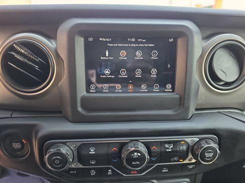 Used 2021 Jeep Wrangler Unlimited Sport AWD/4WD image 17