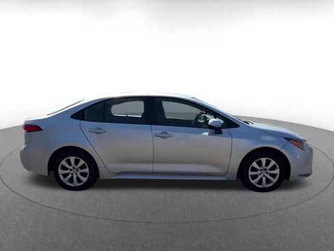 Used 2025 Toyota Corolla LE FWD image 15