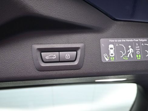 New 2026 BMW X5 xDrive50e AWD/4WD image 32