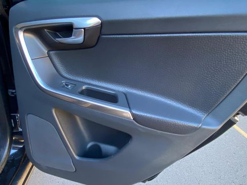 Used 2012 Volvo XC60 3.2 Premier Plus image 42