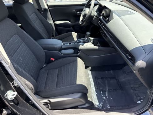 Certified 2023 Honda HR-V LX image 27