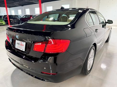 Used 2012 BMW 528i xDrive Sedan image 7