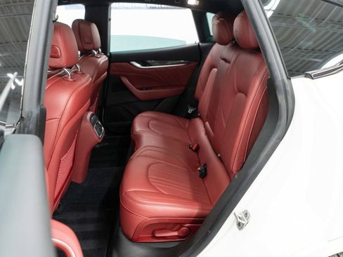 Used 2022 Maserati Levante GT image 27