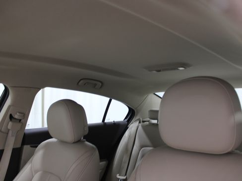 Used 2014 Buick LaCrosse Leather w/ Driver Confidence Package image 20