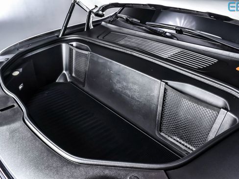 Used 2025 Rivian R1S Adventure image 12