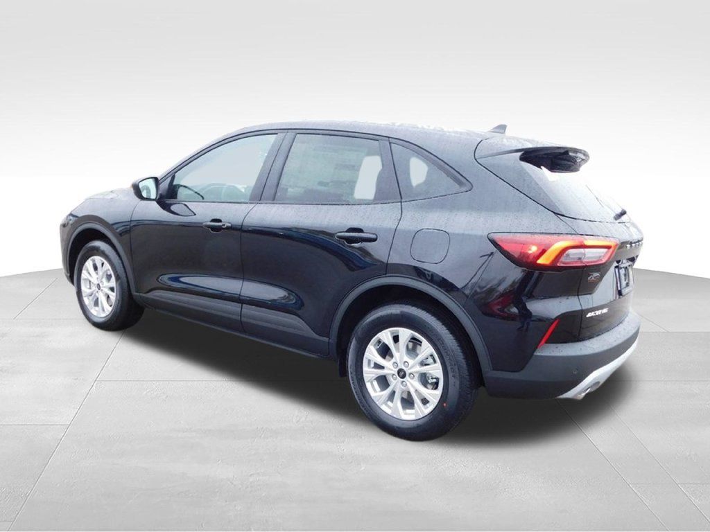 New 2026 Ford Escape Active w/ Active Premium Tech Pack AWD/4WD image 5
