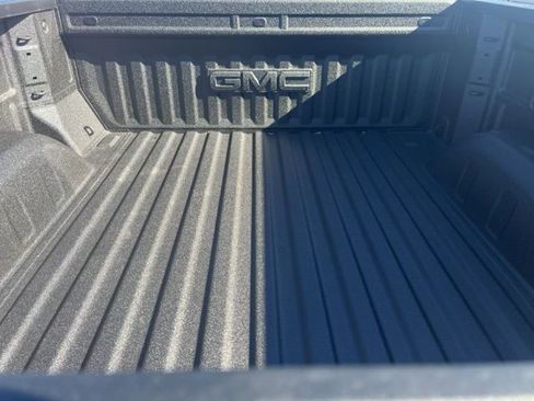 New 2026 GMC Sierra 1500 SLT w/ SLT Premium Plus Package image 6