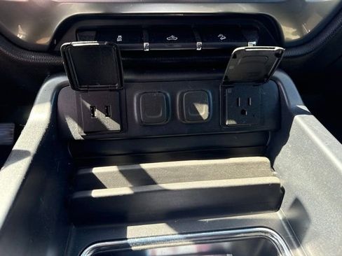 Used 2017 Chevrolet Silverado 1500 LT w/ All Star Edition AWD/4WD image 14
