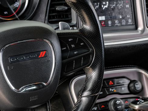 Used 2022 Dodge Challenger R/T image 24