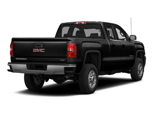 Used 2015 GMC Sierra 2500 SLE w/ SLE Preferred Package AWD/4WD image 2