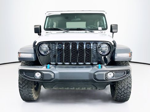 Used 2023 Jeep Wrangler Unlimited AWD/4WD image 2