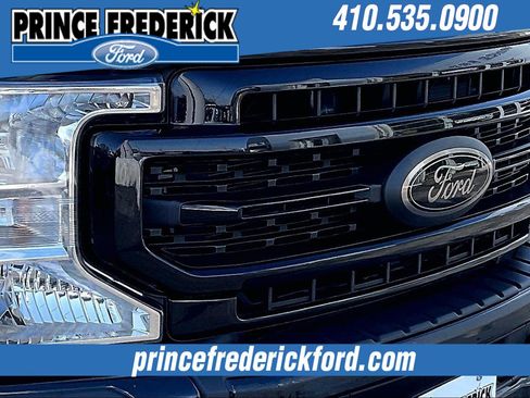 Used 2022 Ford F250 XLT w/ Black Appearance Package image 27