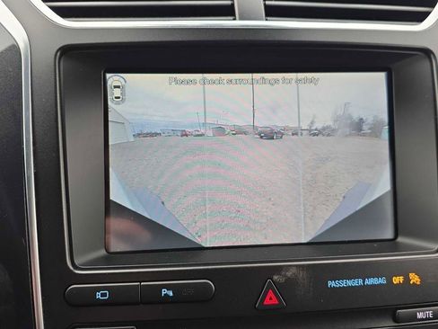 Used 2019 Ford Explorer Limited w/ Class III Trailer Tow Package image 26