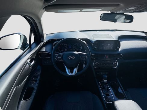 Used 2020 Hyundai Santa Fe SE image 17