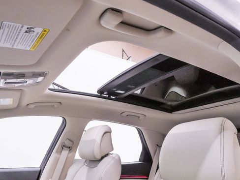 Certified 2026 Genesis GV70 2.5T Select image 10