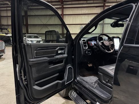 Used 2024 RAM 3500 Laramie w/ Night Edition image 12