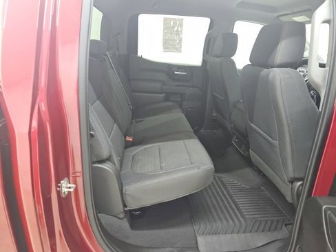 Used 2019 Chevrolet Silverado 1500 LT image 16