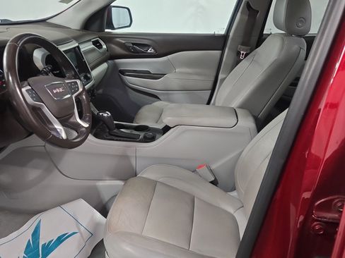 Used 2018 GMC Acadia SLT FWD image 8