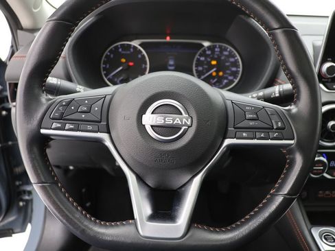 Used 2024 Nissan Sentra SR w/ SR Premium Package image 18