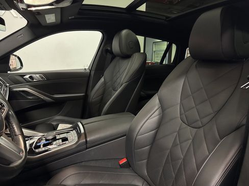Used 2024 BMW X6 xDrive40i w/ Parking Assistance Package image 5