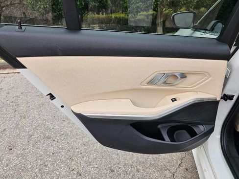 Used 2021 BMW 330i xDrive Sedan w/ Convenience Package image 26