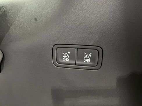 Used 2025 Hyundai Santa Fe SEL image 38