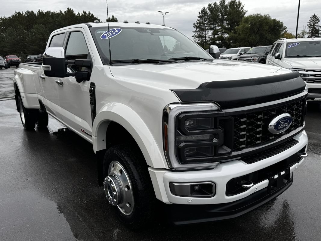Used 2024 Ford F450 Platinum w/ Camper Package AWD/4WD image 8