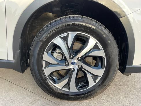 Used 2020 Subaru Outback Touring XT AWD/4WD image 28