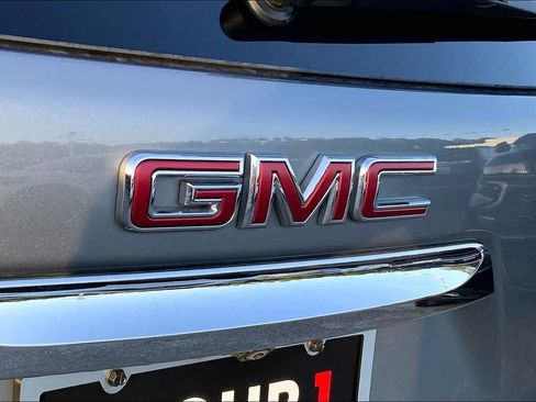 Used 2023 GMC Terrain SLT AWD/4WD image 30