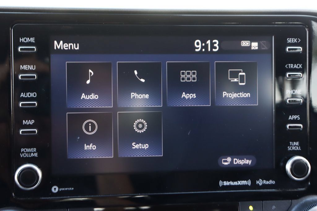 Used 2022 Toyota Highlander XLE FWD image 32