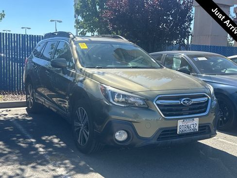 Used 2018 Subaru Outback 2.5i Limited AWD/4WD image 1