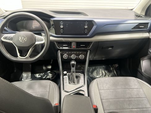 Used 2024 Volkswagen Taos SE FWD image 20