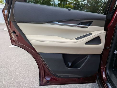Used 2023 INFINITI QX60 Luxe w/ Cargo Package FWD image 28