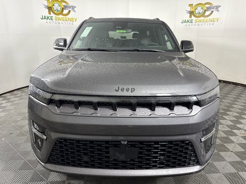 New 2026 Jeep Grand Wagoneer Limited AWD/4WD image 3