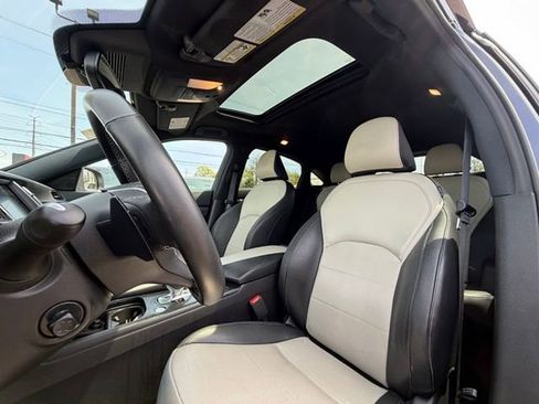 Used 2023 INFINITI QX55 Essential AWD/4WD image 19