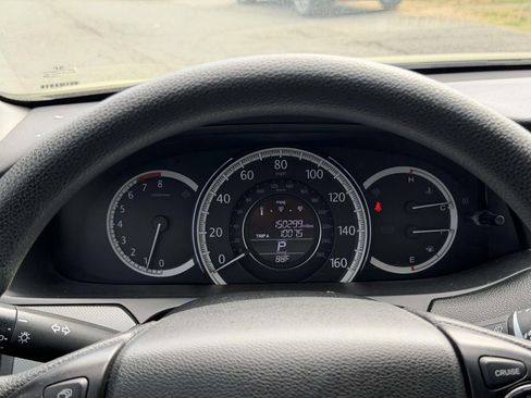 Used 2015 Honda Accord LX image 10